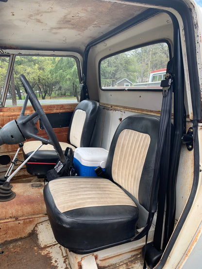 CPT Interior Show Bar with Seatbelt Mounts for 1961-71 Scout 80 or 800